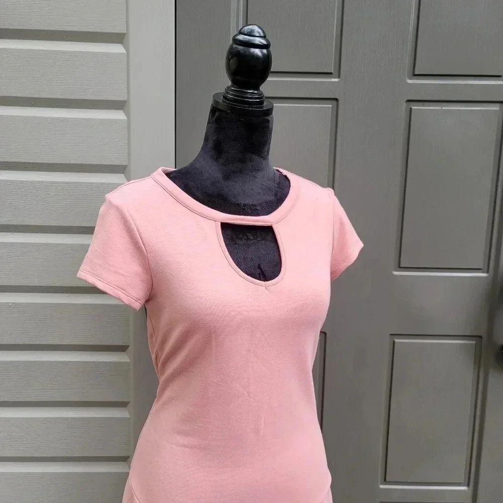 Soft Knit Short Sleeve Dress Keyhole Neckline Pink